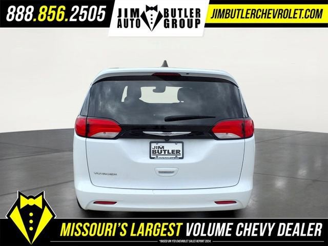2024 Chrysler Voyager LX