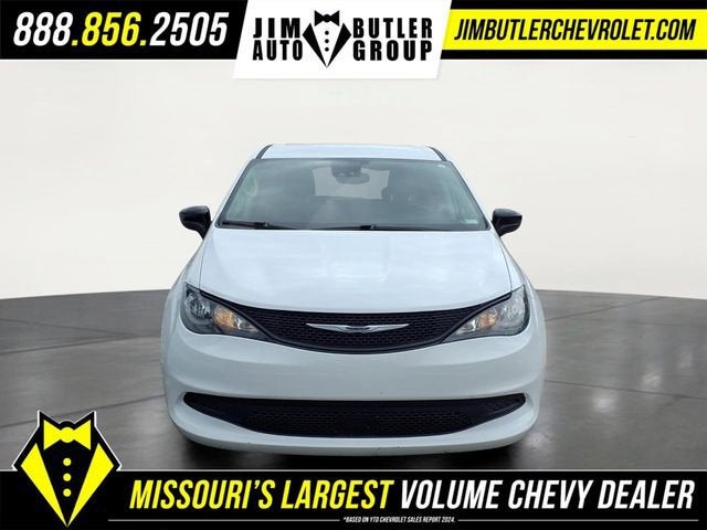 2024 Chrysler Voyager LX