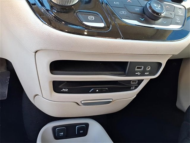 2020 Chrysler Pacifica Touring L Plus