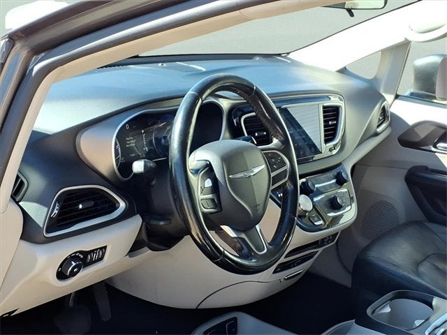 2020 Chrysler Pacifica Touring L Plus