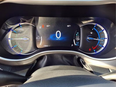 2023 Chrysler Pacifica Hybrid Touring L