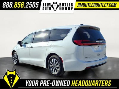 2023 Chrysler Pacifica Hybrid Touring L