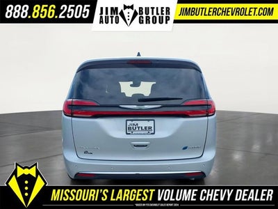 2024 Chrysler Pacifica Hybrid Select