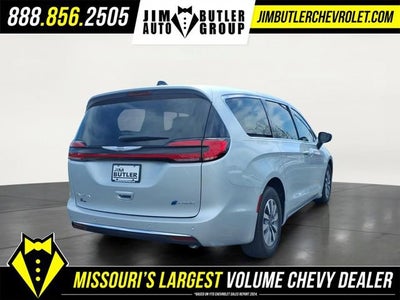 2024 Chrysler Pacifica Hybrid Select