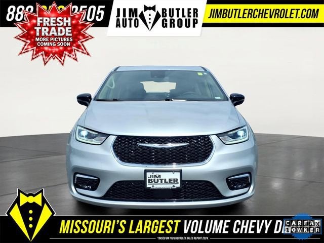 2024 Chrysler Pacifica Hybrid Select