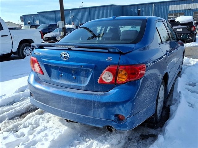2010 Toyota Corolla Y