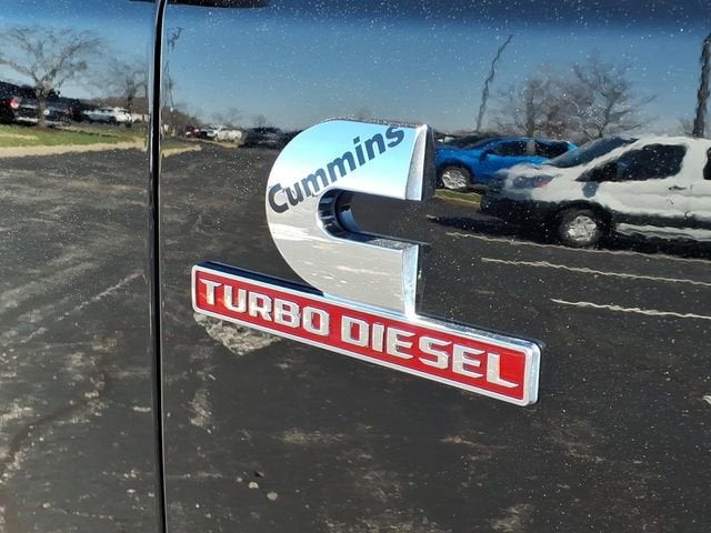 2022 RAM 3500 Limited Longhorn Mega Cab 4x4 6'4" Box