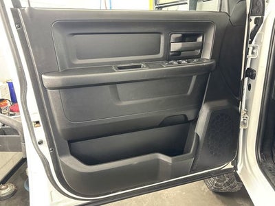 2023 RAM 3500 Tradesman Crew Cab 4x4 8' Box