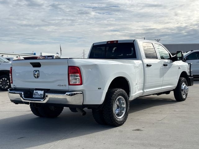2023 RAM 3500 Tradesman Crew Cab 4x4 8' Box