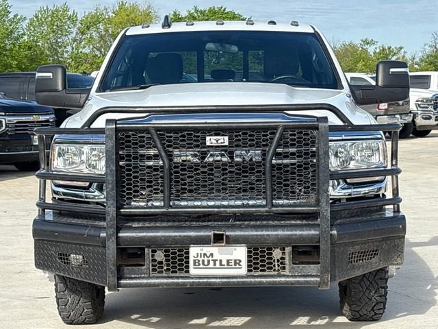 2023 RAM 3500 Tradesman Crew Cab 4x4 8' Box