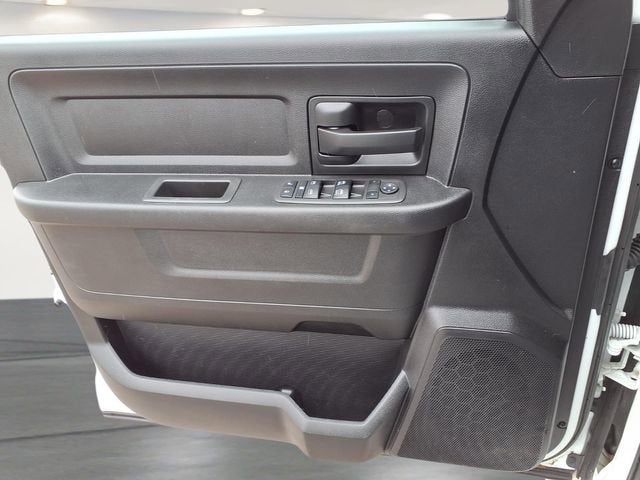 2022 RAM 2500 Tradesman Crew Cab 4x4 6'4" Box