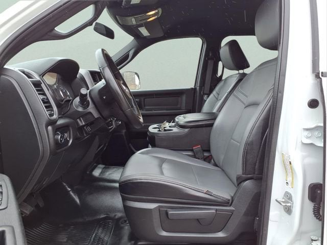 2022 RAM 2500 Tradesman Crew Cab 4x4 6'4" Box