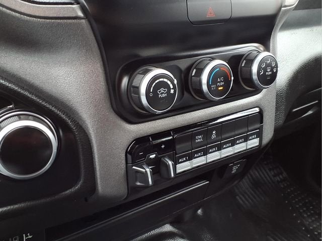 2022 RAM 2500 Tradesman Crew Cab 4x4 6'4" Box