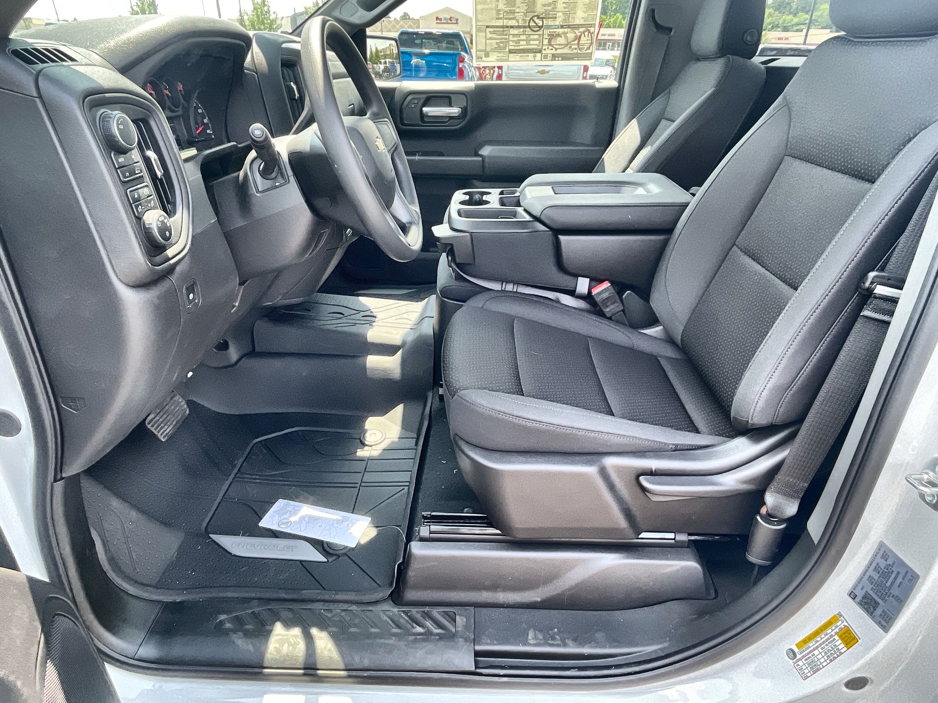 2025 Chevrolet Silverado 1500 WT