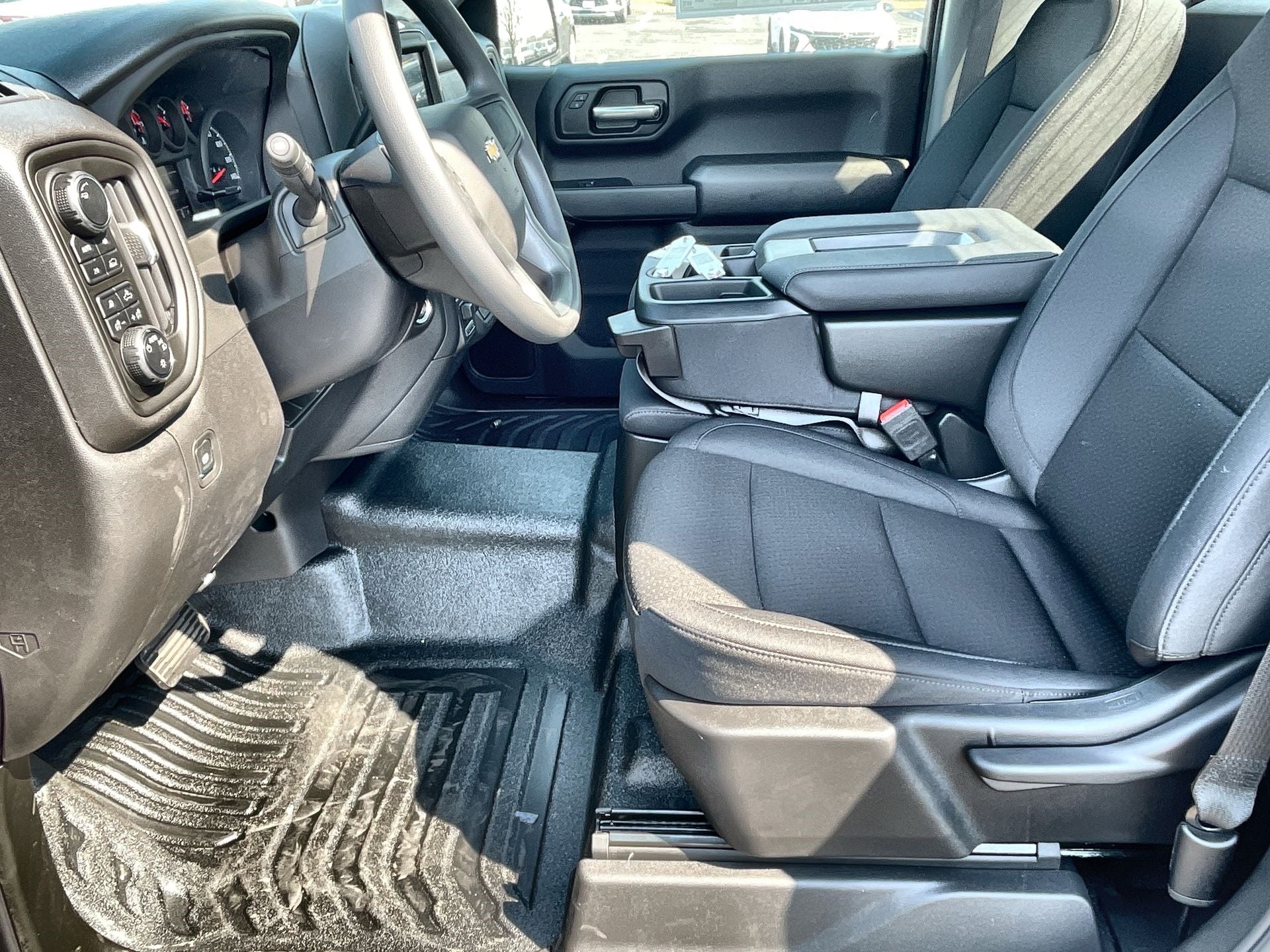 2025 Chevrolet Silverado 1500 WT