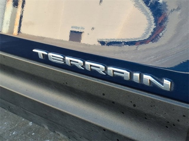 2023 GMC Terrain SLT