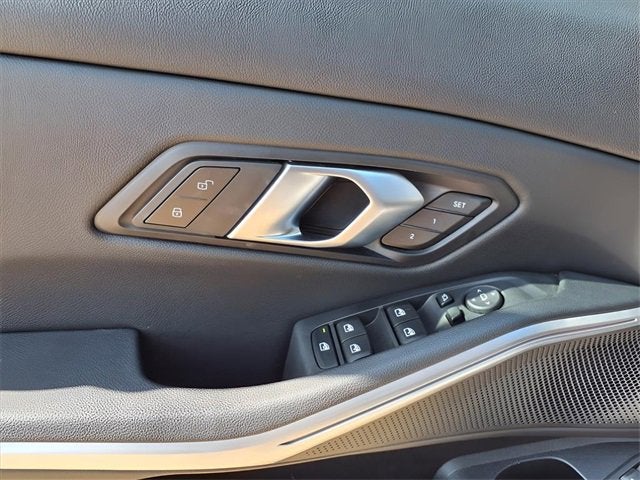 2025 BMW 3 Series 330i xDrive