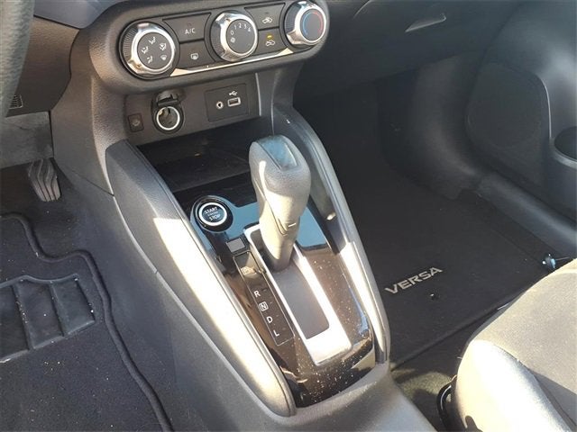 2023 Nissan Versa SV