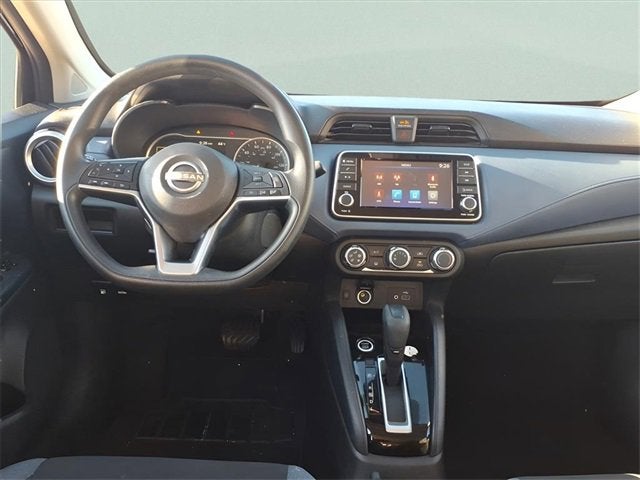2023 Nissan Versa SV
