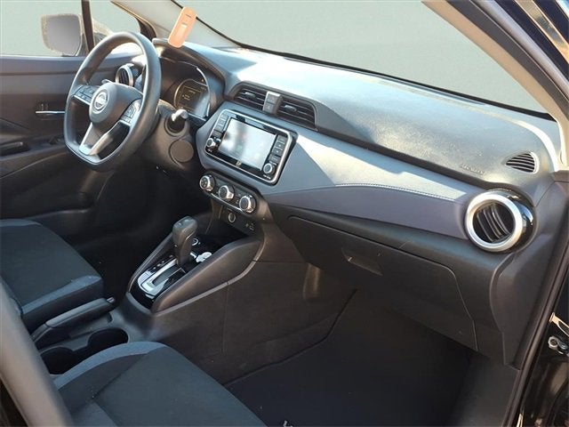 2023 Nissan Versa SV