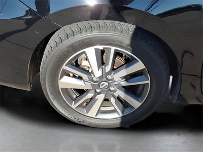 2023 Nissan Versa SV