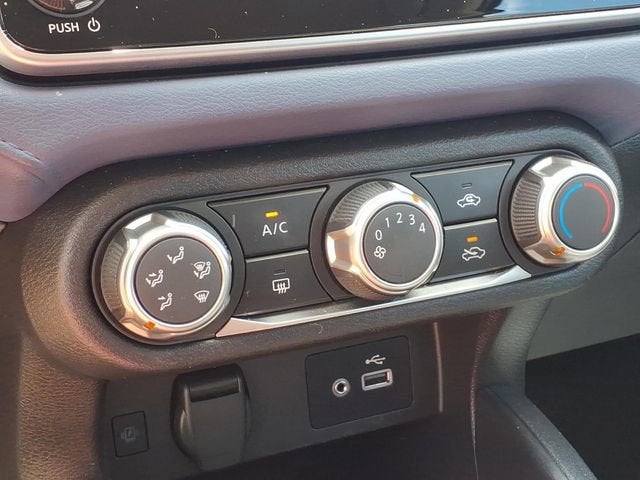 2024 Nissan Versa SV