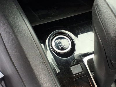 2023 Nissan Versa SV