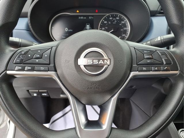 2023 Nissan Versa SV