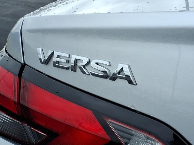 2023 Nissan Versa SV