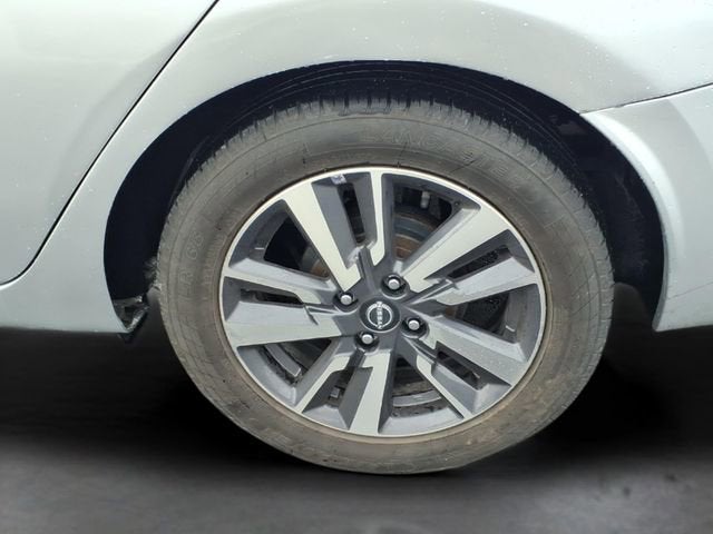 2023 Nissan Versa SV