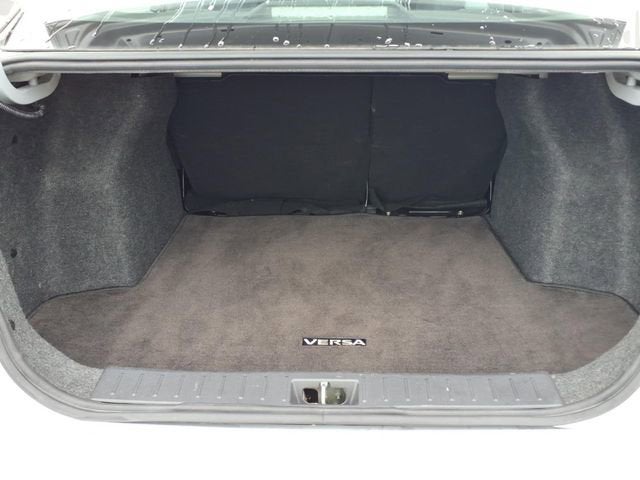 2023 Nissan Versa SV