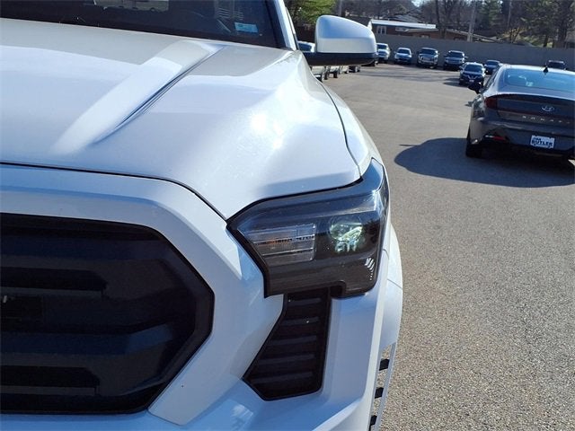 2024 Toyota Tacoma 2WD SR5