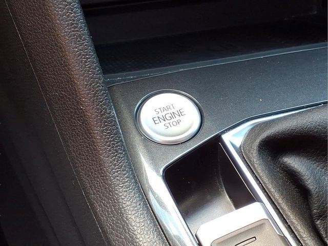 2023 Volkswagen Tiguan SEL R-Line