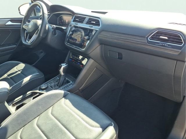 2023 Volkswagen Tiguan SEL R-Line
