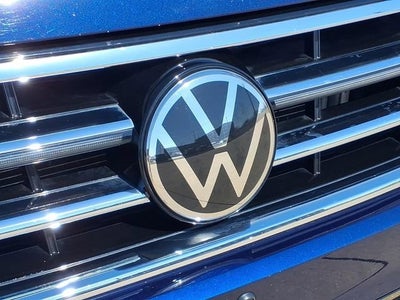 2023 Volkswagen Tiguan SEL R-Line