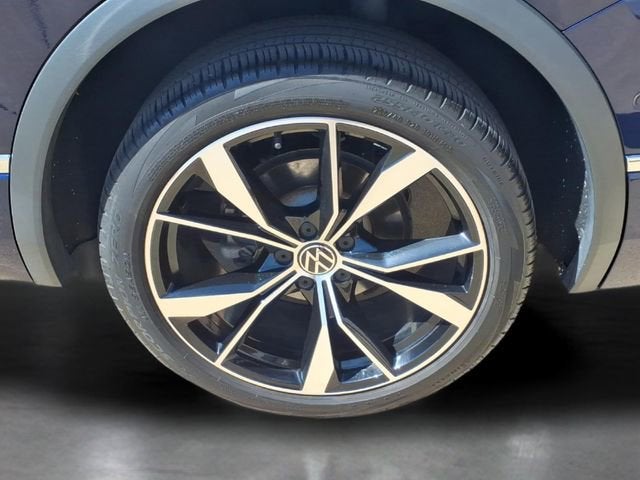 2023 Volkswagen Tiguan SEL R-Line