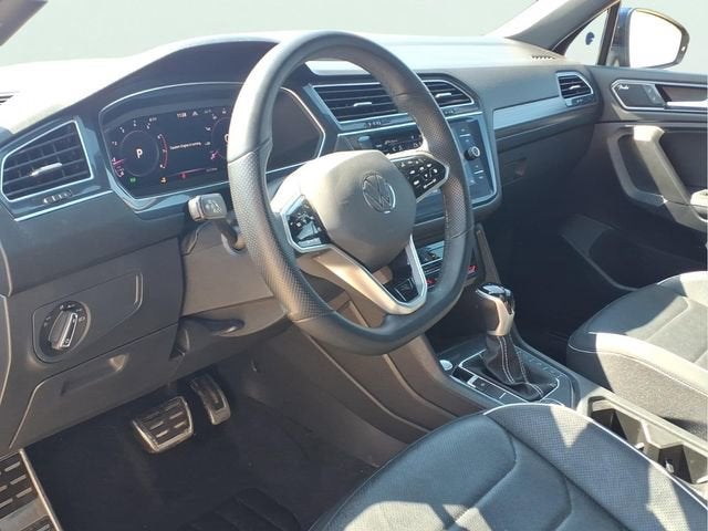 2023 Volkswagen Tiguan SEL R-Line