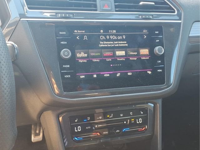 2023 Volkswagen Tiguan SEL R-Line