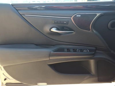 2020 Lexus ES ES 300h Luxury