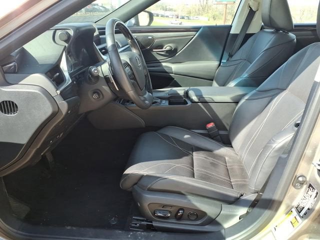 2020 Lexus ES ES 300h Luxury