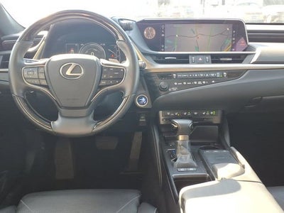 2020 Lexus ES ES 300h Luxury