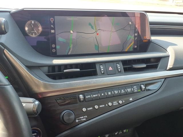 2020 Lexus ES ES 300h Luxury