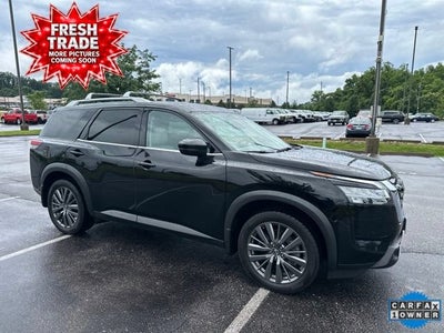2022 Nissan Pathfinder SL