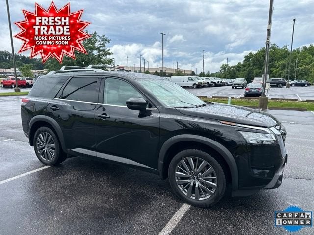 2022 Nissan Pathfinder SL