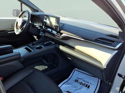 2023 Toyota Sienna Platinum
