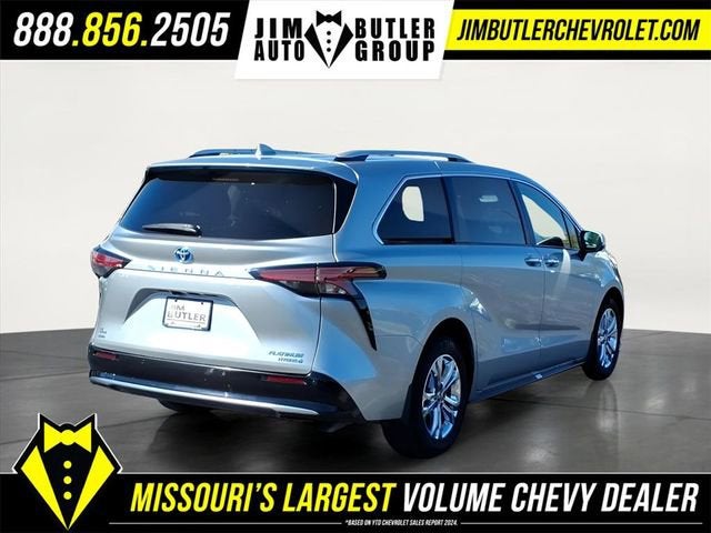 2023 Toyota Sienna Platinum