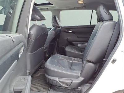 2023 Toyota Highlander Hybrid XLE