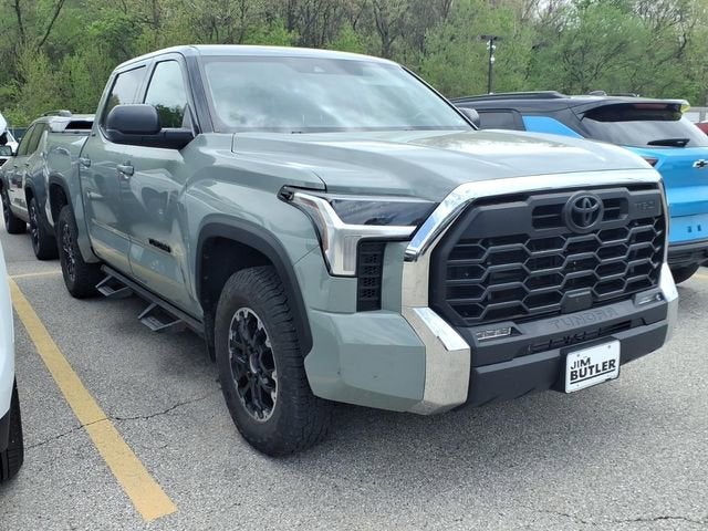 2023 Toyota Tundra 4WD SR5