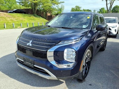 2022 Mitsubishi Outlander SE