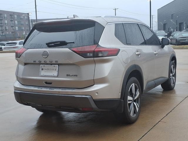 2025 Nissan Rogue SL